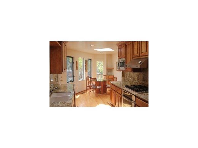 1056 Whitwell Road Hillsborough, CA 94010 - Photo 3 of 9 Gallery Image 3