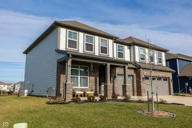 $460,000 | 3614 Merchmont Road, Bargersville, IN 46106