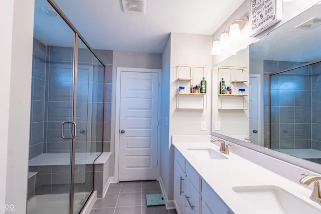 $460,000 | 3614 Merchmont Road, Bargersville, IN 46106