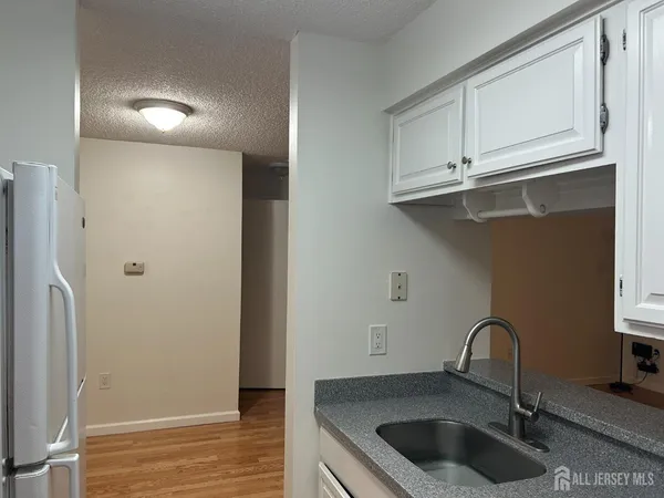 $1,725 | 5317 Ravens Crest Drive, Plainsboro, NJ 08536