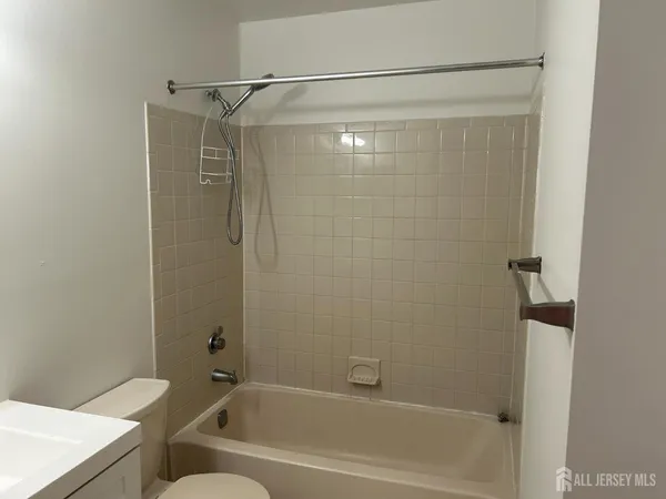 $1,725 | 5317 Ravens Crest Drive, Plainsboro, NJ 08536