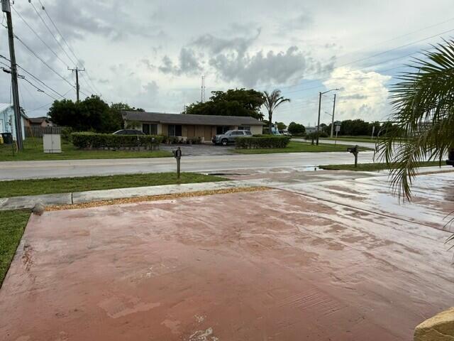 103 Northeast 28th Street Boca Raton, FL 33431 - Photo 2 of 47 a view of a park