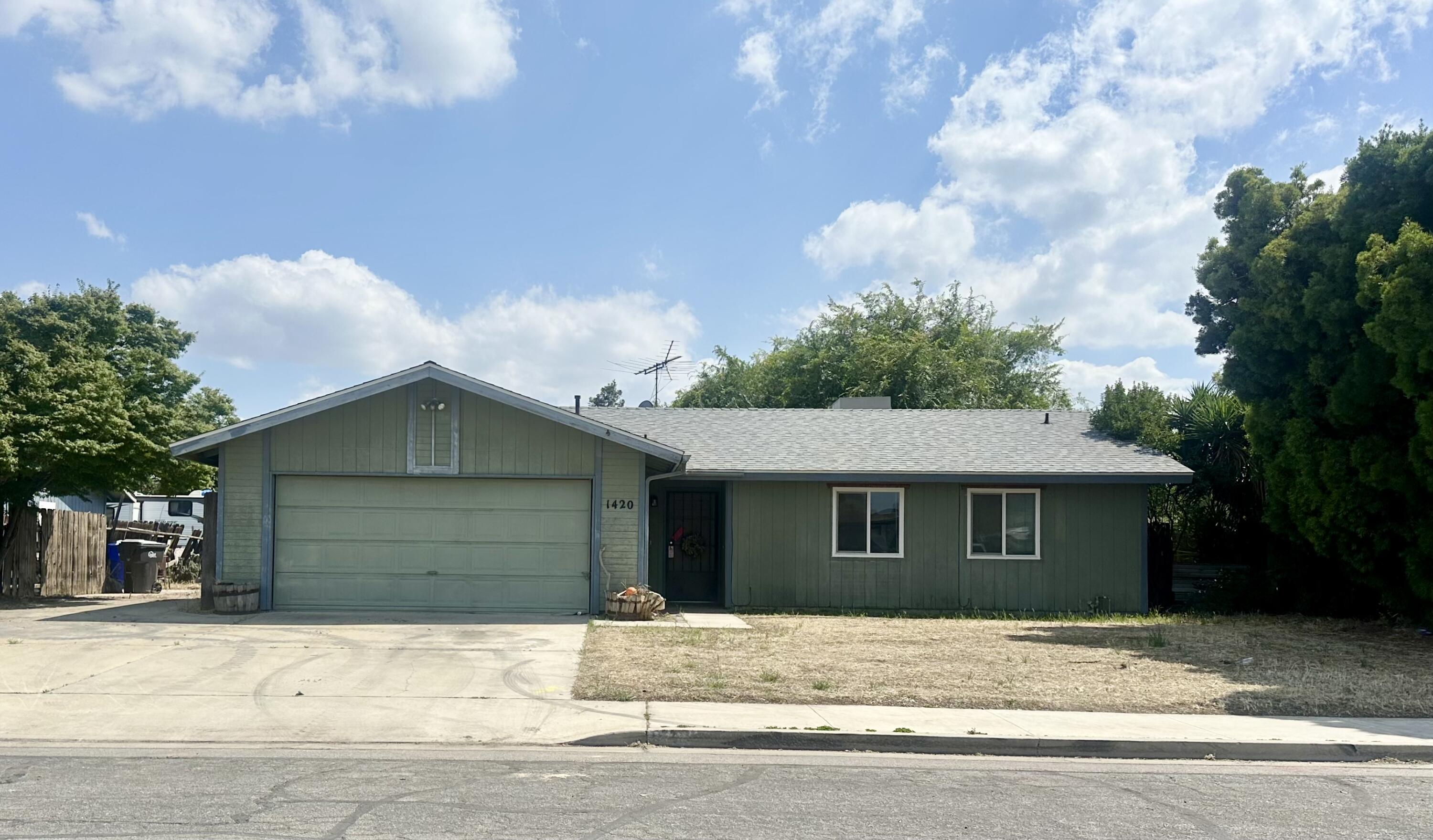 1420 Willow Street Exeter, CA 93221 - Photo 2 of 2 IMG_5241