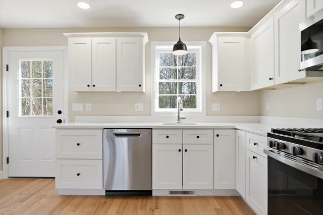 $509,900 | 35 Brooks Road, Unit 1, Seabrook, NH 03874