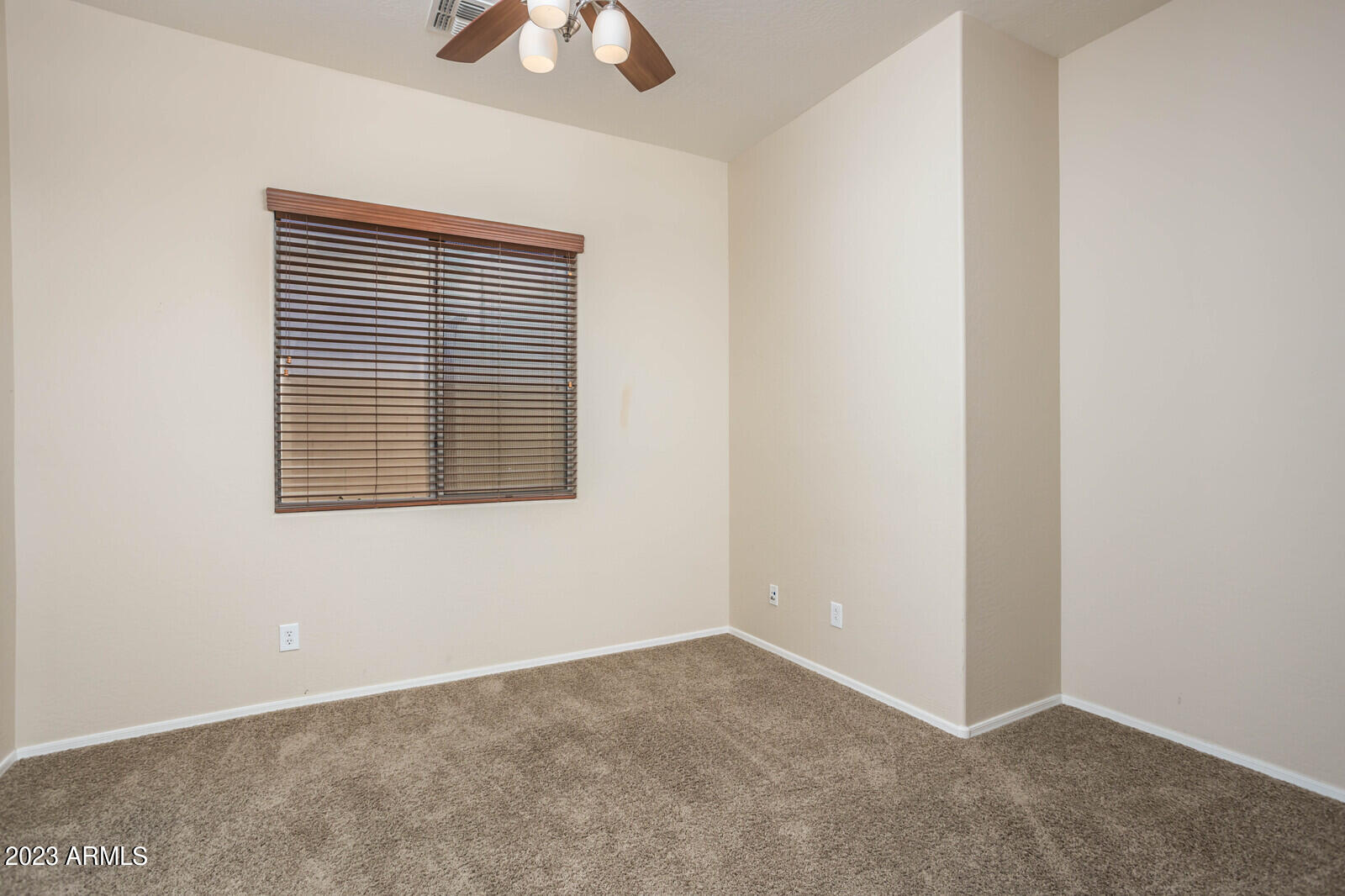 2423 West Corral Road Phoenix, AZ 85041 - Photo 14 of 40 Den