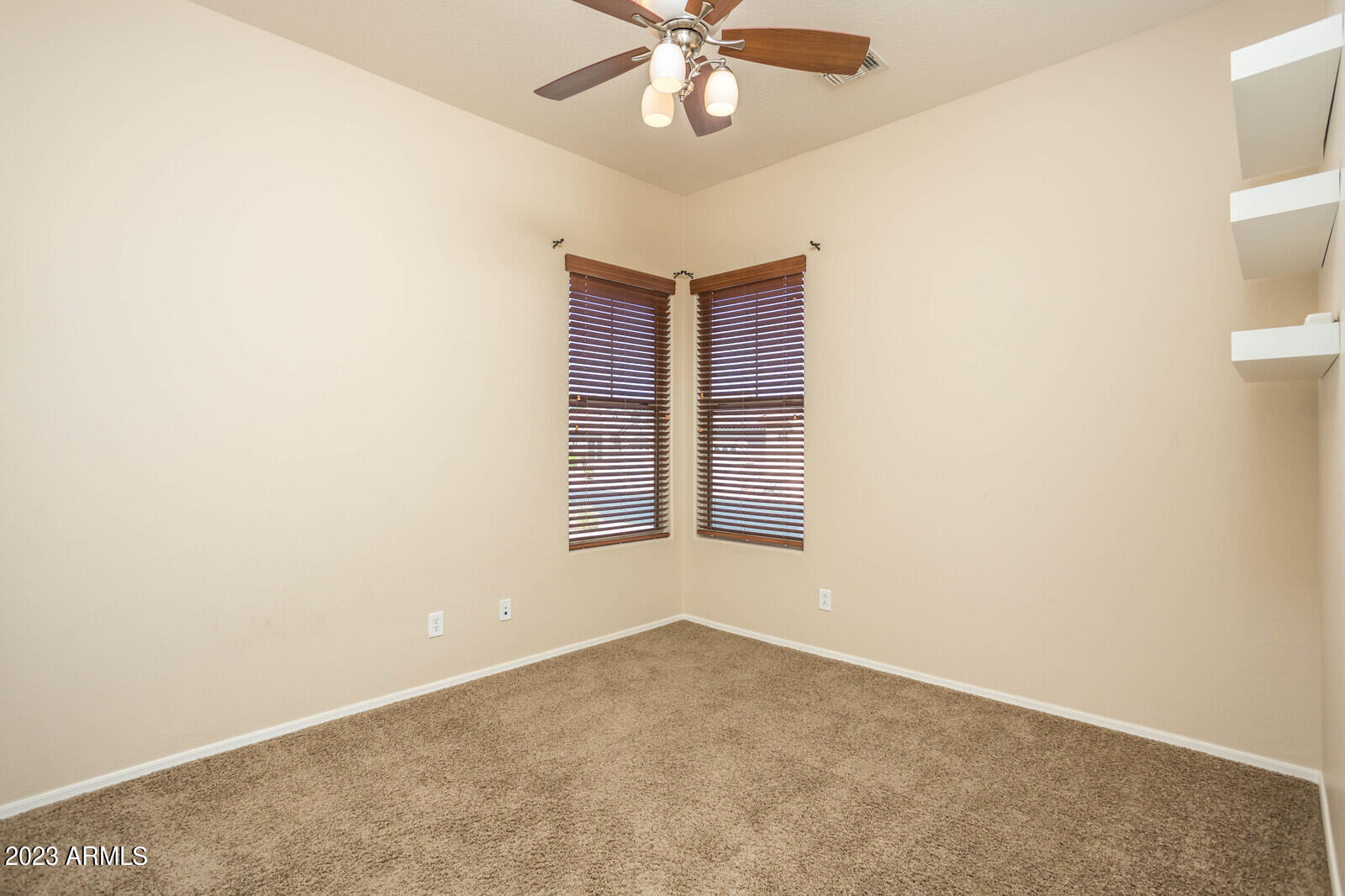 2423 West Corral Road Phoenix, AZ 85041 - Photo 16 of 40 BR 1