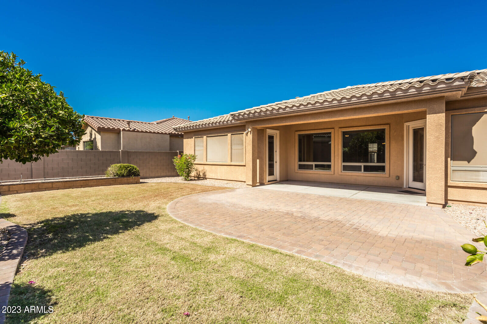 2423 West Corral Road Phoenix, AZ 85041 - Photo 22 of 40 BY