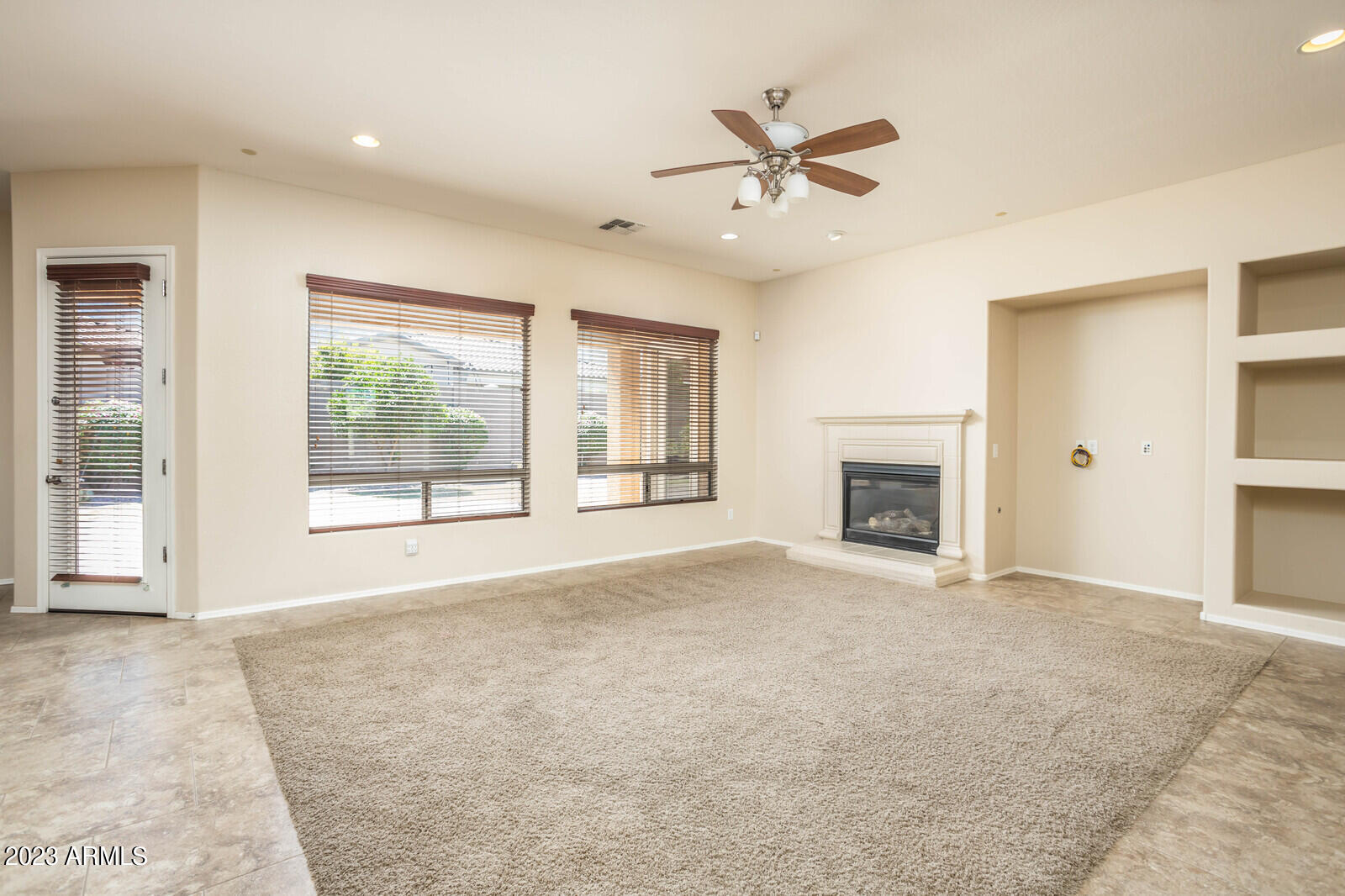 2423 West Corral Road Phoenix, AZ 85041 - Photo 8 of 40 Fireplace