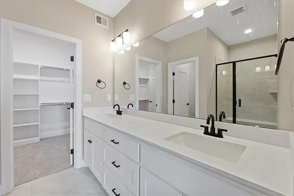 $535,075 | 24964 West 94th Street, Lenexa, KS 66227