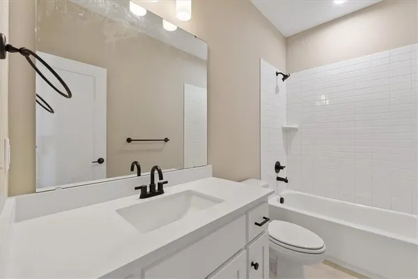 $535,075 | 24964 West 94th Street, Lenexa, KS 66227