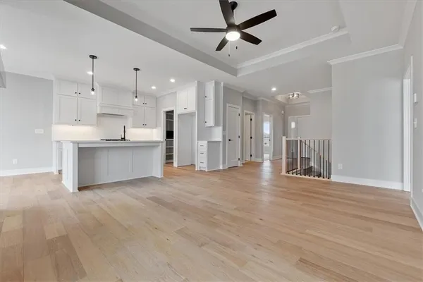 $535,075 | 24964 West 94th Street, Lenexa, KS 66227
