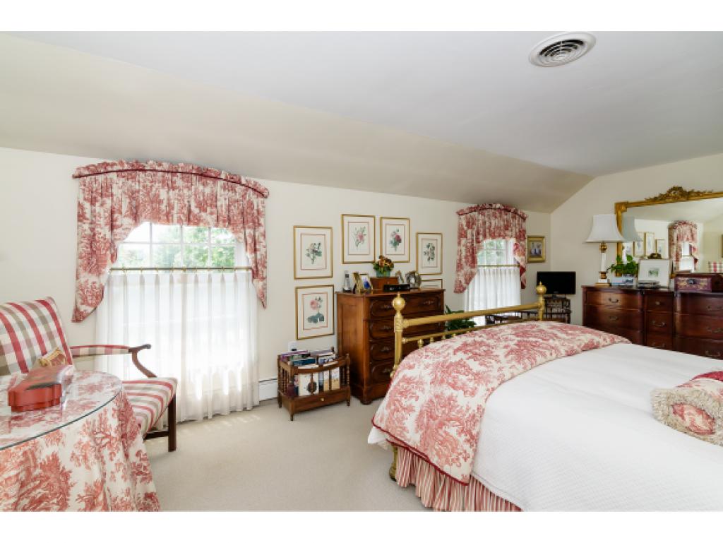 136 Drinkwater Road Hampton Falls, NH 03844 - Photo 18 of 28 Gallery Image 18