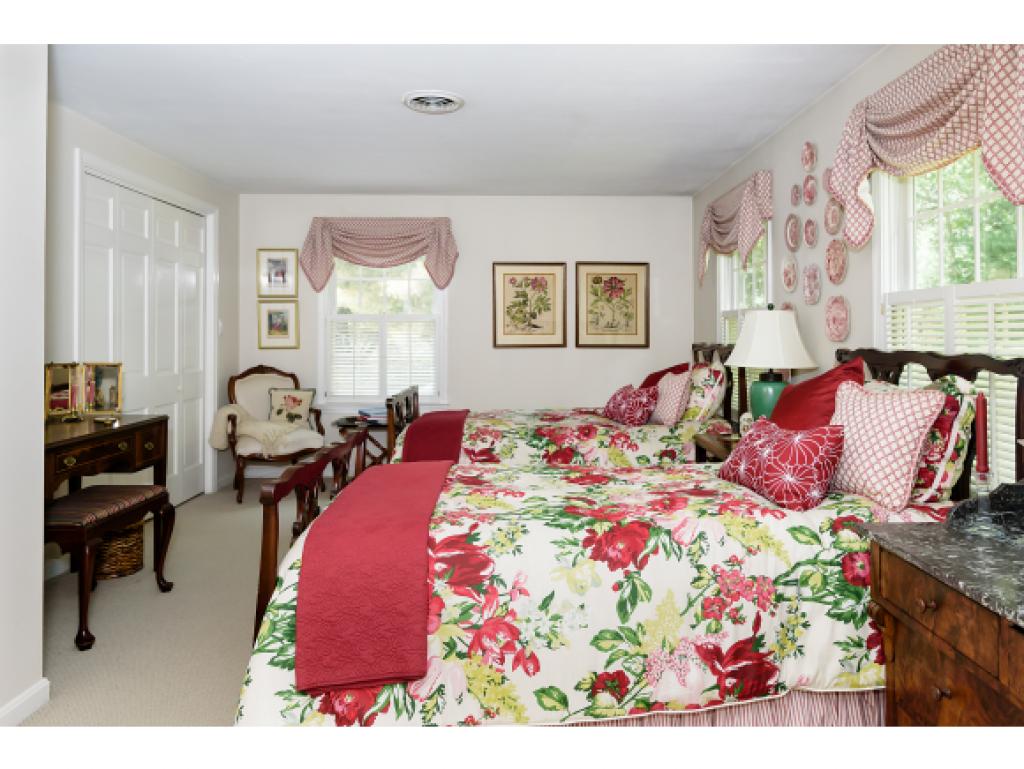 136 Drinkwater Road Hampton Falls, NH 03844 - Photo 23 of 28 Gallery Image 23