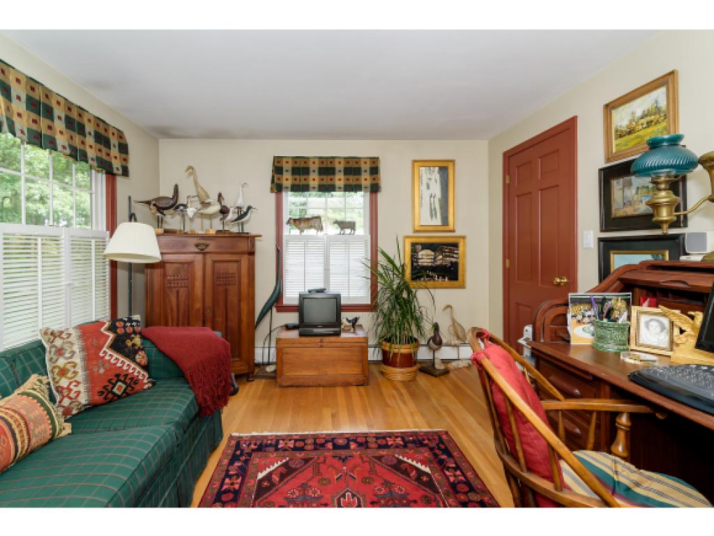136 Drinkwater Road Hampton Falls, NH 03844 - Photo 9 of 28 Gallery Image 9