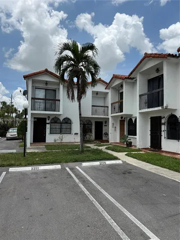 $310,000 | 2289 West 52nd Street, Unit 23, Hialeah, FL 33016