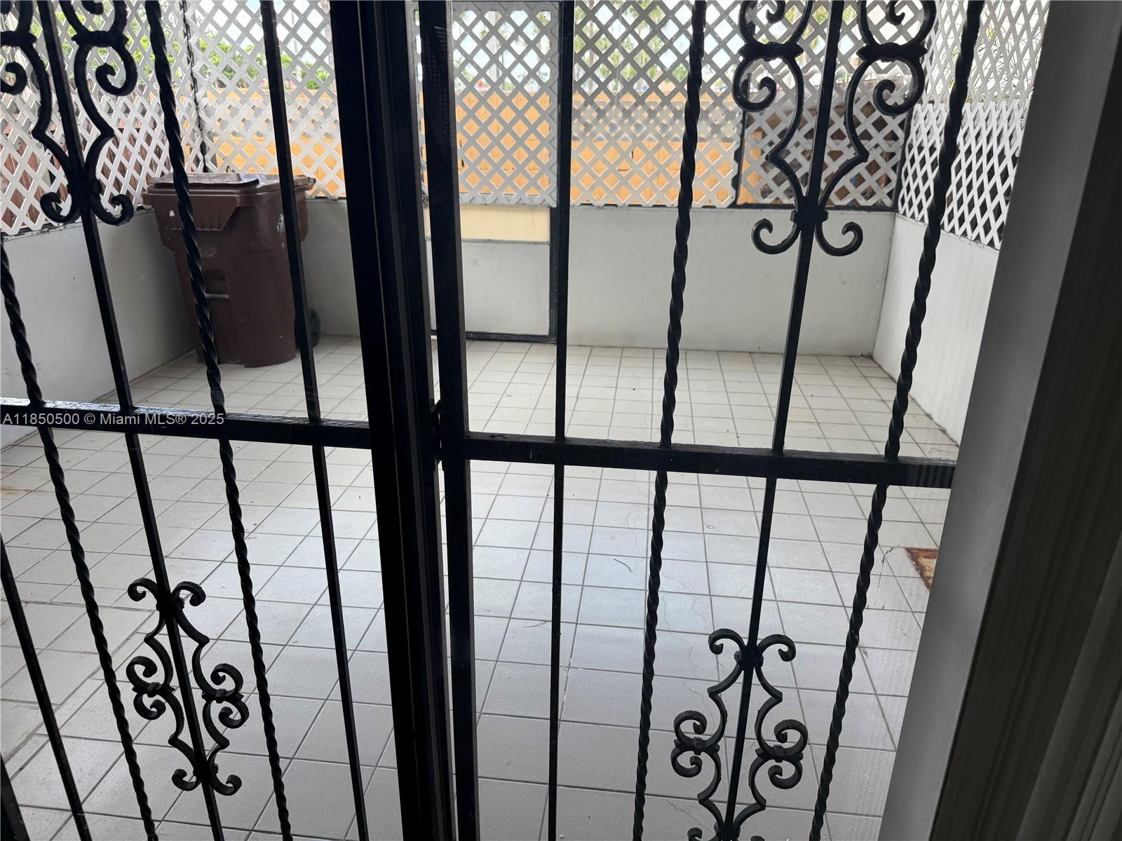 2289 West 52nd Street, Unit 23 Hialeah, FL 33016 - Photo 23 of 23