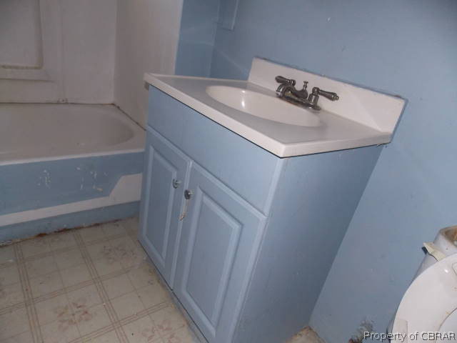 10206 Maryus Road Hayes, VA 23072 - Photo 6 of 14