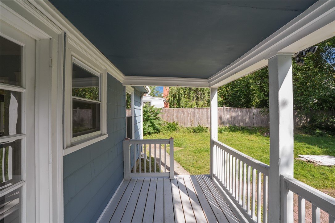 108 Pleasant View Road Warwick, RI 02888 - Photo 5 of 45 Gallery Image 5