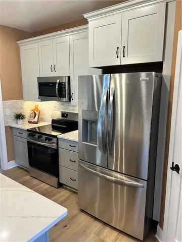 $439,000 | 920 North 14th Street, Leavenworth, KS 66048