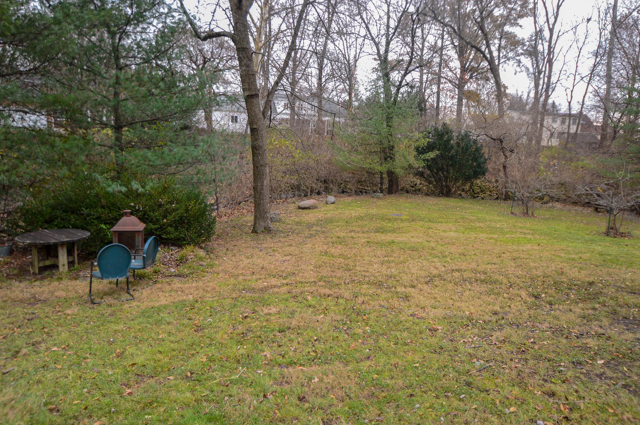 2495 Brookwood Road Columbus, OH 43209 - Photo 21 of 25