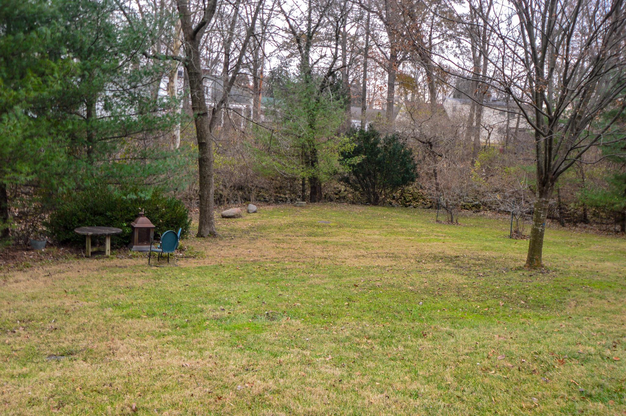 2495 Brookwood Road Columbus, OH 43209 - Photo 23 of 25