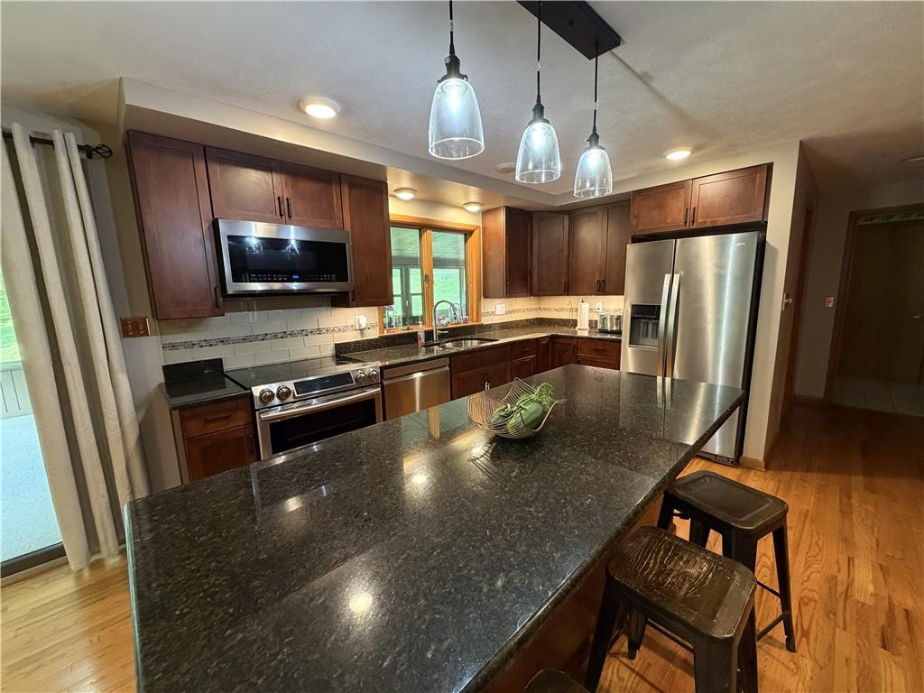 4900 Cole Road Murrysville, PA 15668 - Photo 9 of 44 Kitchen