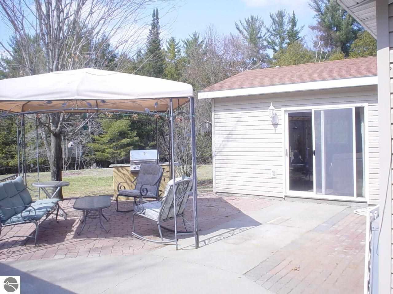 4469 Rau Road West Branch, MI 48661 - Photo 20 of 28 1782393-19.JPG