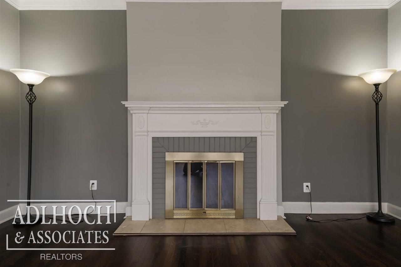 1014 Yorkshire Road Grosse Pointe Park, MI 48230 - Photo 9 of 52