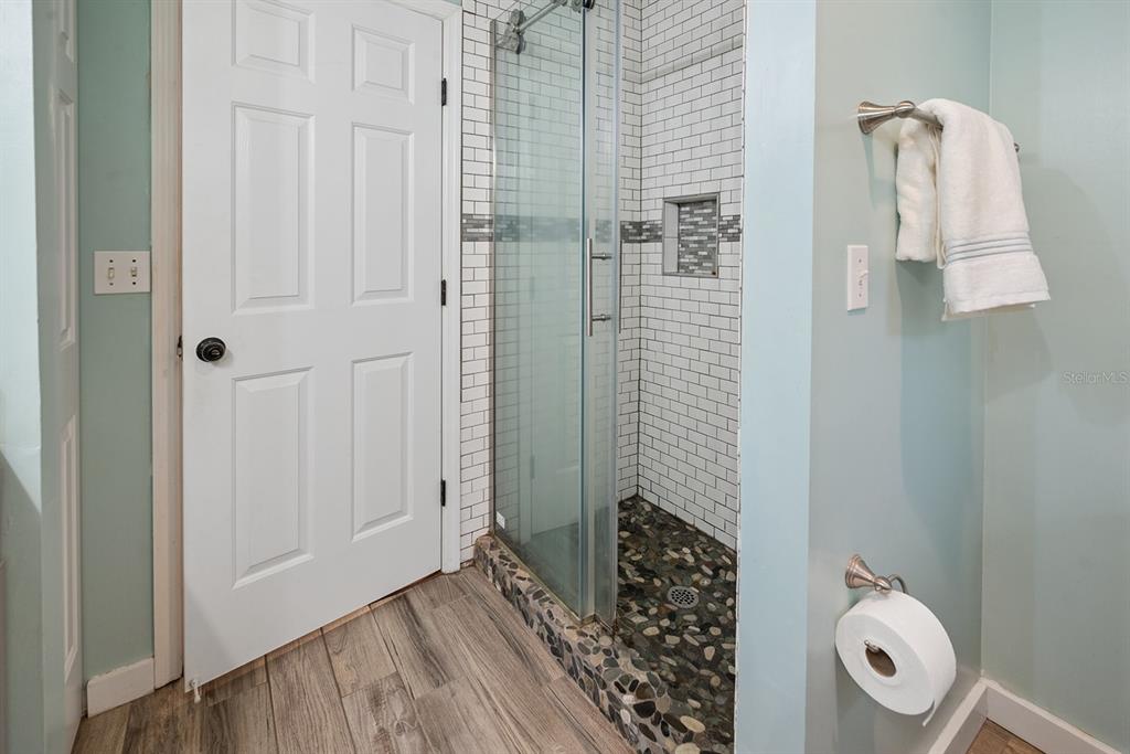6924 Southwest 80th Drive Gainesville, FL 32608 - Photo 16 of 65