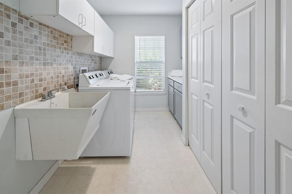 6924 Southwest 80th Drive Gainesville, FL 32608 - Photo 54 of 65