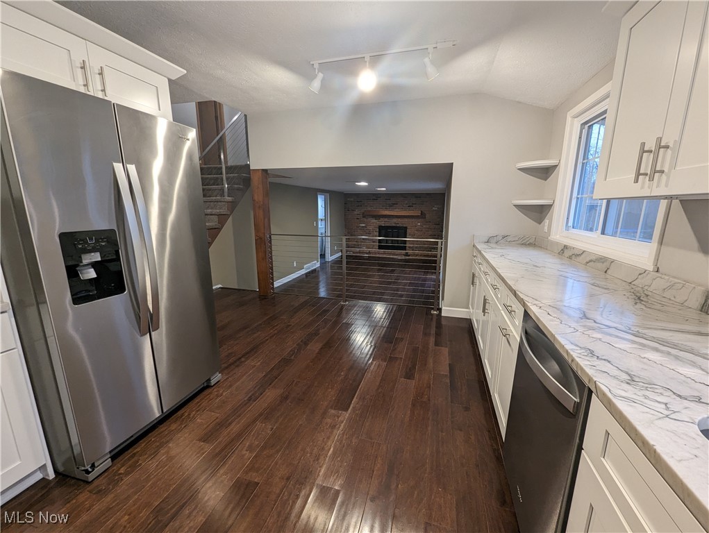 8645 Cedar Road Chesterland, OH 44026 - Photo 17 of 38 Gallery Image 17