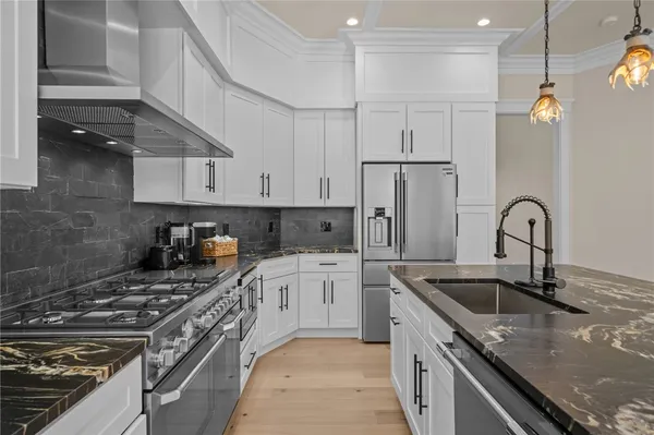 $2,995,000 | 50 Prospect Avenue, Middletown, RI 02842