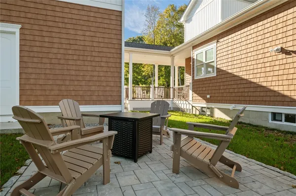 $2,995,000 | 50 Prospect Avenue, Middletown, RI 02842