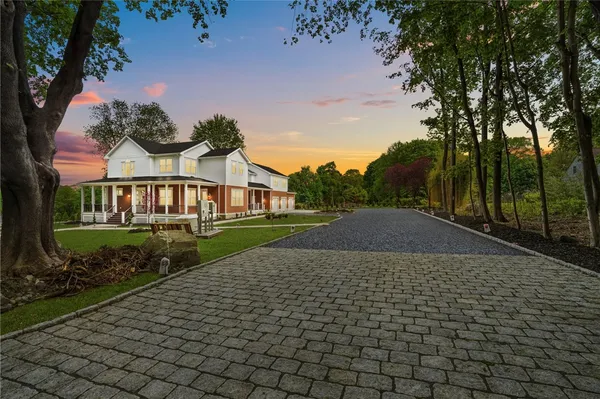 $2,995,000 | 50 Prospect Avenue, Middletown, RI 02842