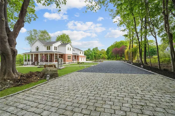$2,995,000 | 50 Prospect Avenue, Middletown, RI 02842