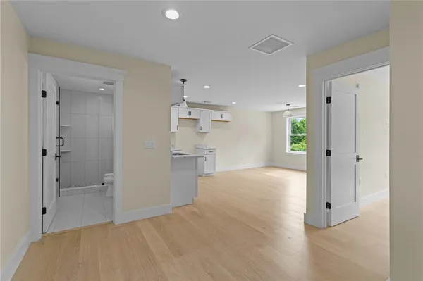 $2,995,000 | 50 Prospect Avenue, Middletown, RI 02842