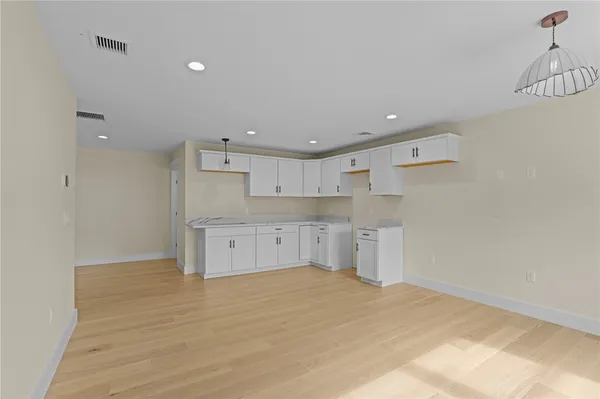 $2,995,000 | 50 Prospect Avenue, Middletown, RI 02842