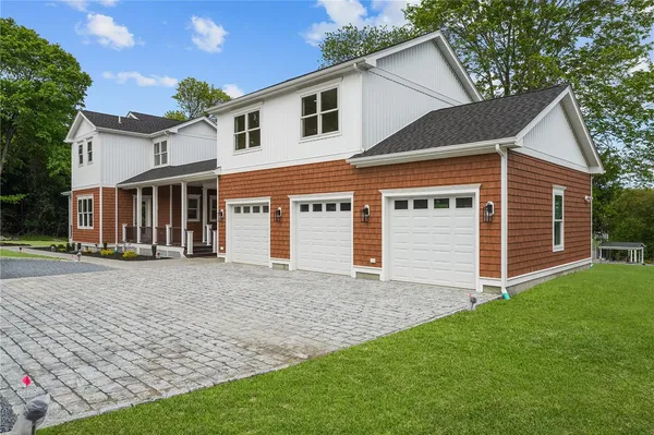 $2,995,000 | 50 Prospect Avenue, Middletown, RI 02842