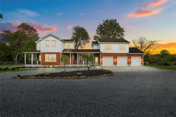 $2,995,000 | 50 Prospect Avenue, Middletown, RI 02842