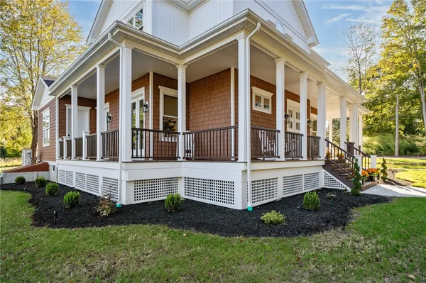 $2,995,000 | 50 Prospect Avenue, Middletown, RI 02842