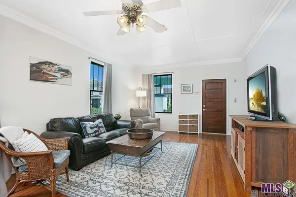 $1,950 | 765 Lakeland Drive, Baton Rouge, LA 70802