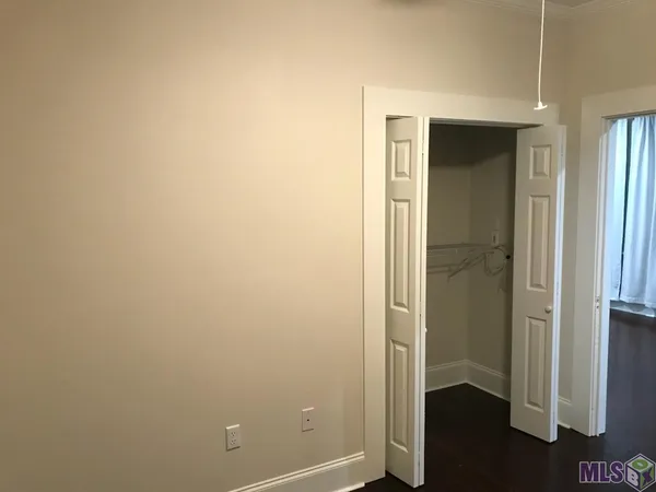 $1,950 | 765 Lakeland Drive, Baton Rouge, LA 70802