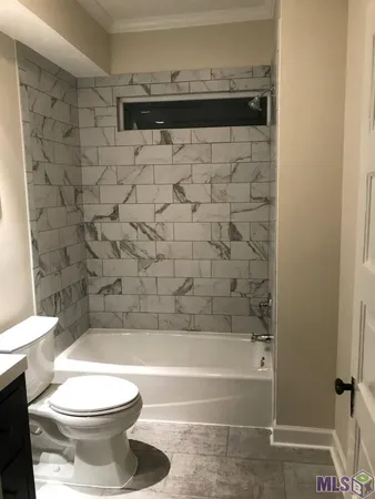 $1,950 | 765 Lakeland Drive, Baton Rouge, LA 70802