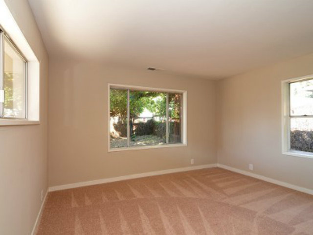 342 Senter Road San Jose, CA 95111 - Photo 8 of 16 Gallery Image 8