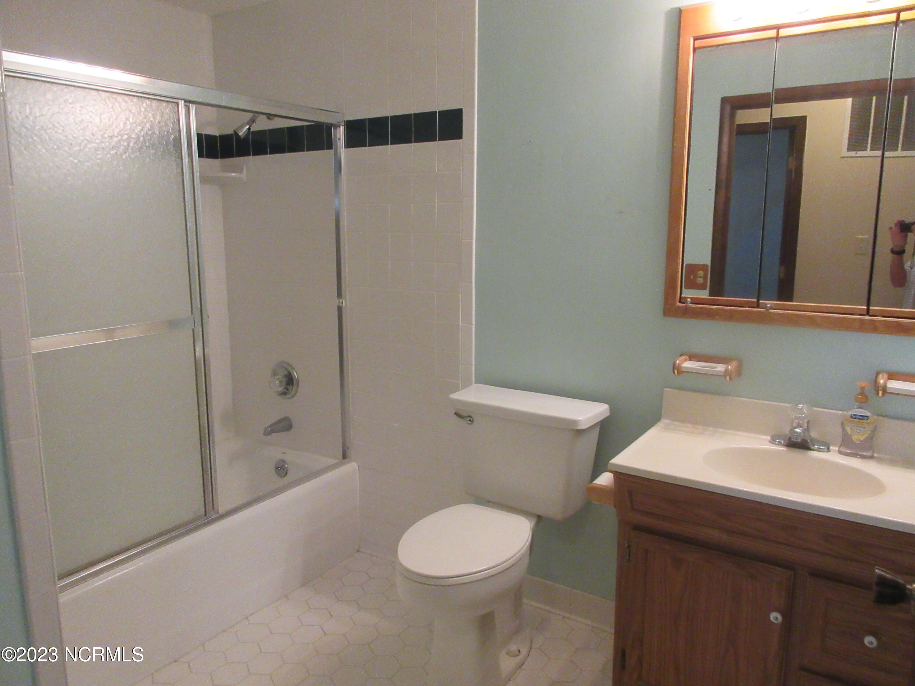 12940 Blue Woods Road Laurinburg, NC 28352 - Photo 3 of 14 hall bathroom