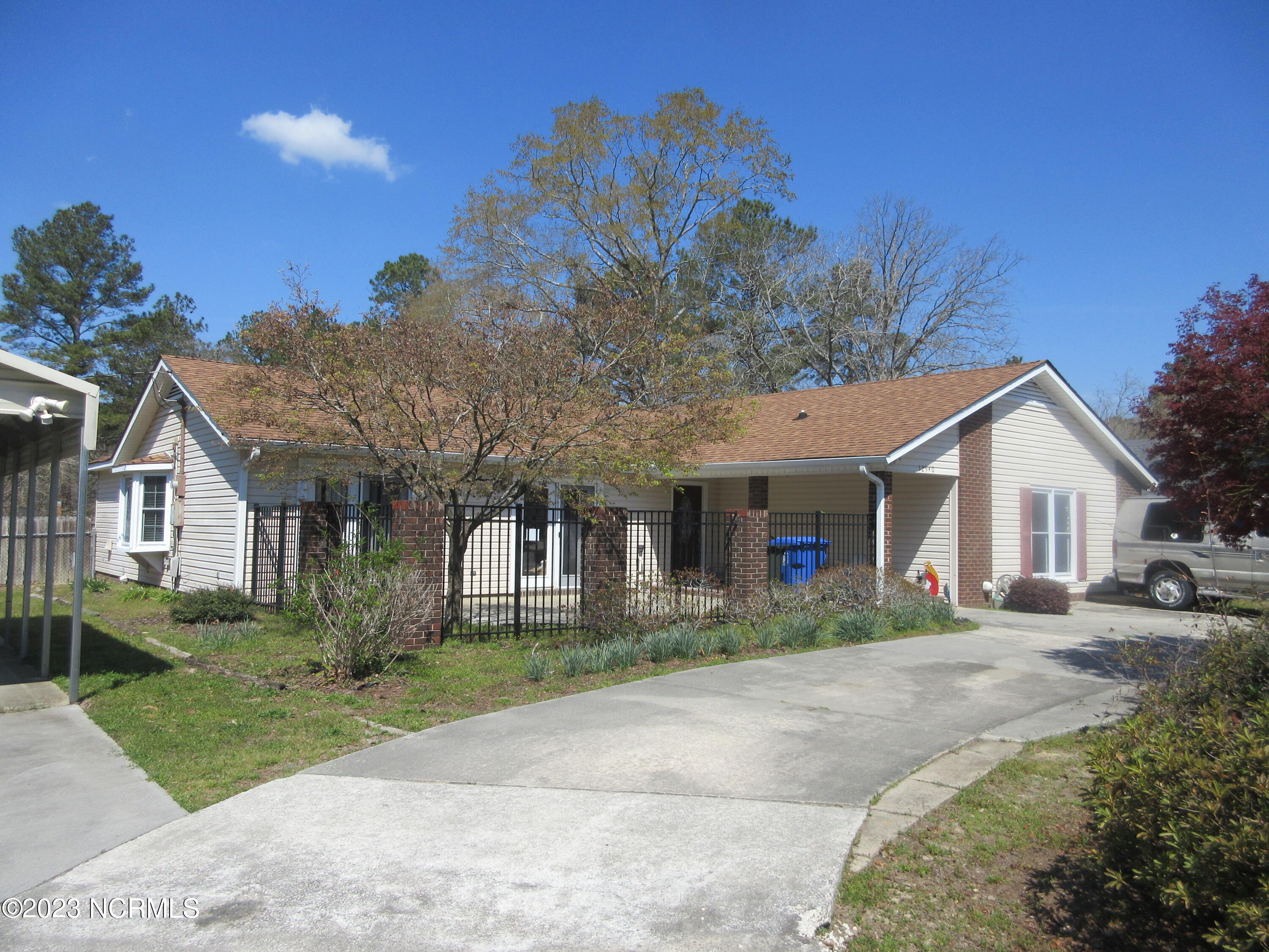 12940 Blue Woods Road Laurinburg, NC 28352 - Photo 6 of 14 front view