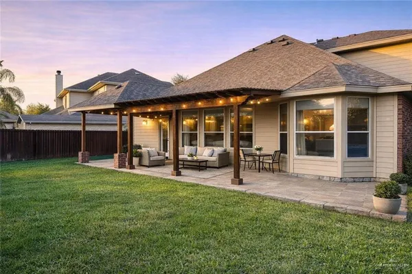 $2,500 | 3906 El Sendero Court, Mission, TX 78572