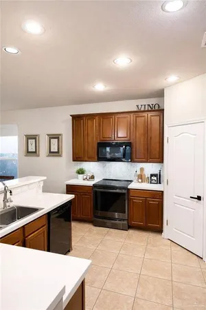 $2,500 | 3906 El Sendero Court, Mission, TX 78572