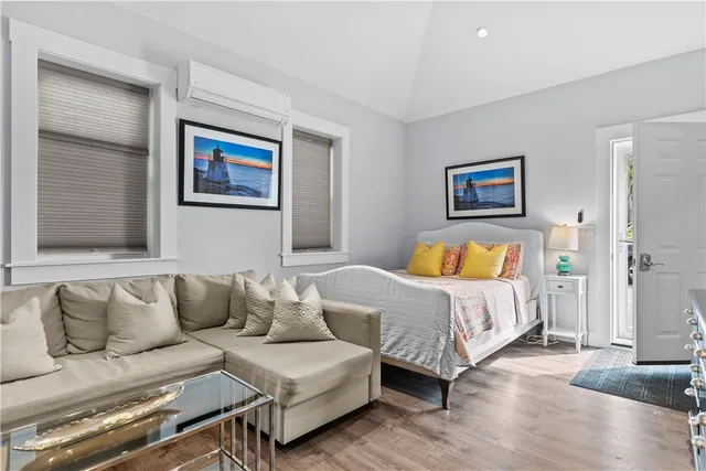 $2,700 | 137 West Main Road, Unit REAR, Middletown, RI 02842