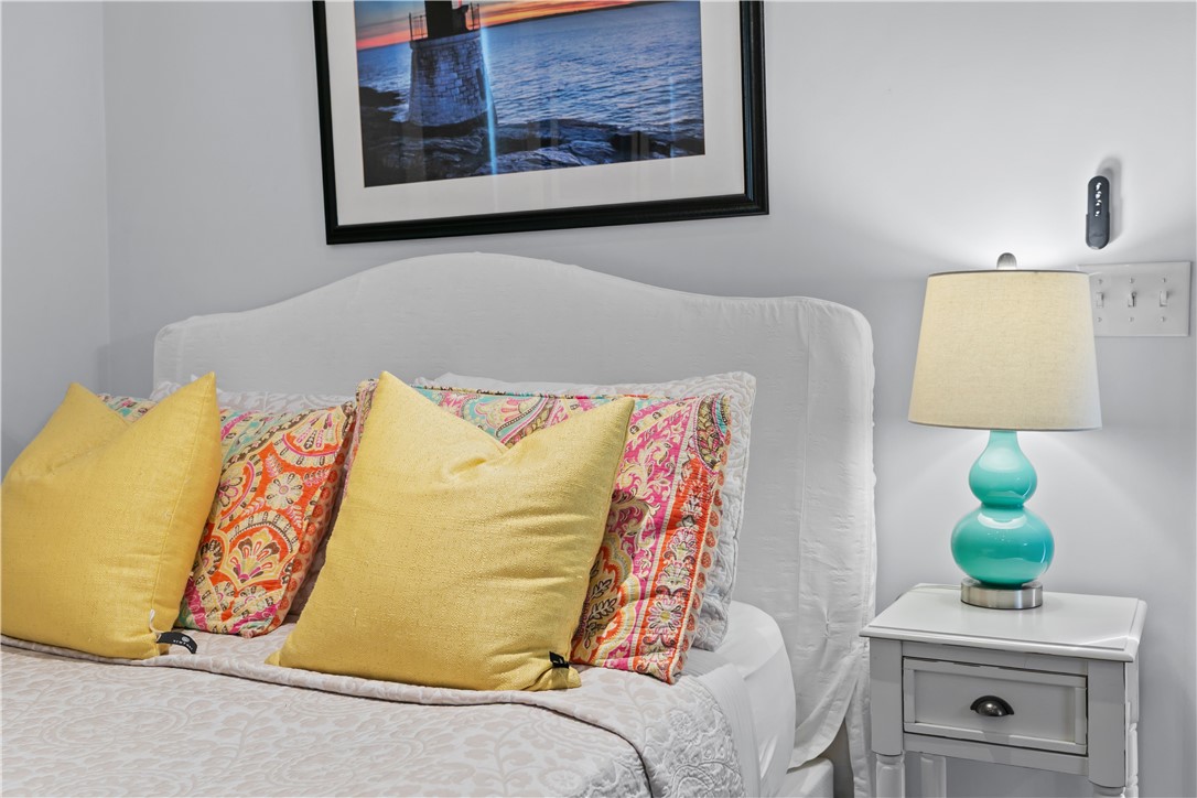 137 West Main Road, Unit REAR Middletown, RI 02842 - Photo 6 of 19